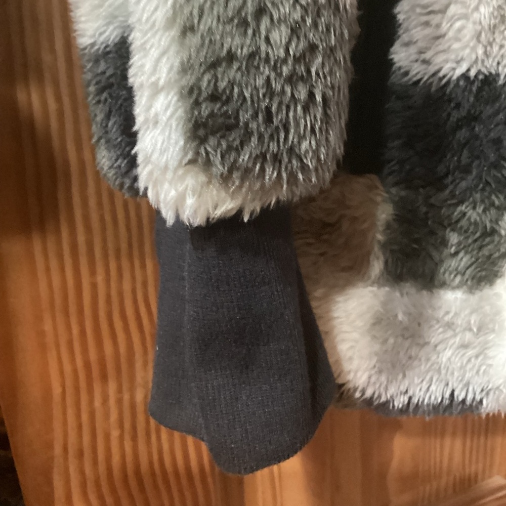 LuLaRoe Nancy Half Zip Pullover Sweater - Picture 4 of 8